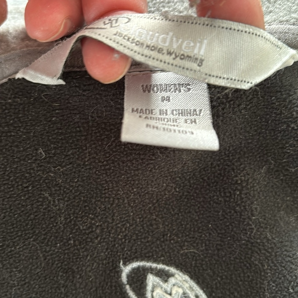 Cloudveil Hard Shell Jacket. - image 6